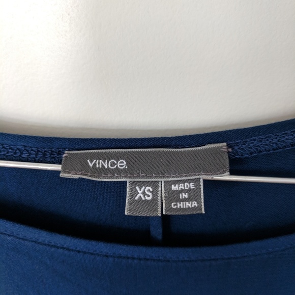 ⭐Vince Dolman Sleeve Slouchy Blue Top - Picture 8 of 8